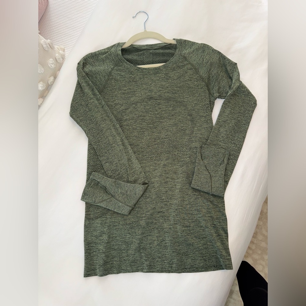 lululemon athletica Swiftly Tech Long-Sleeve Shirt